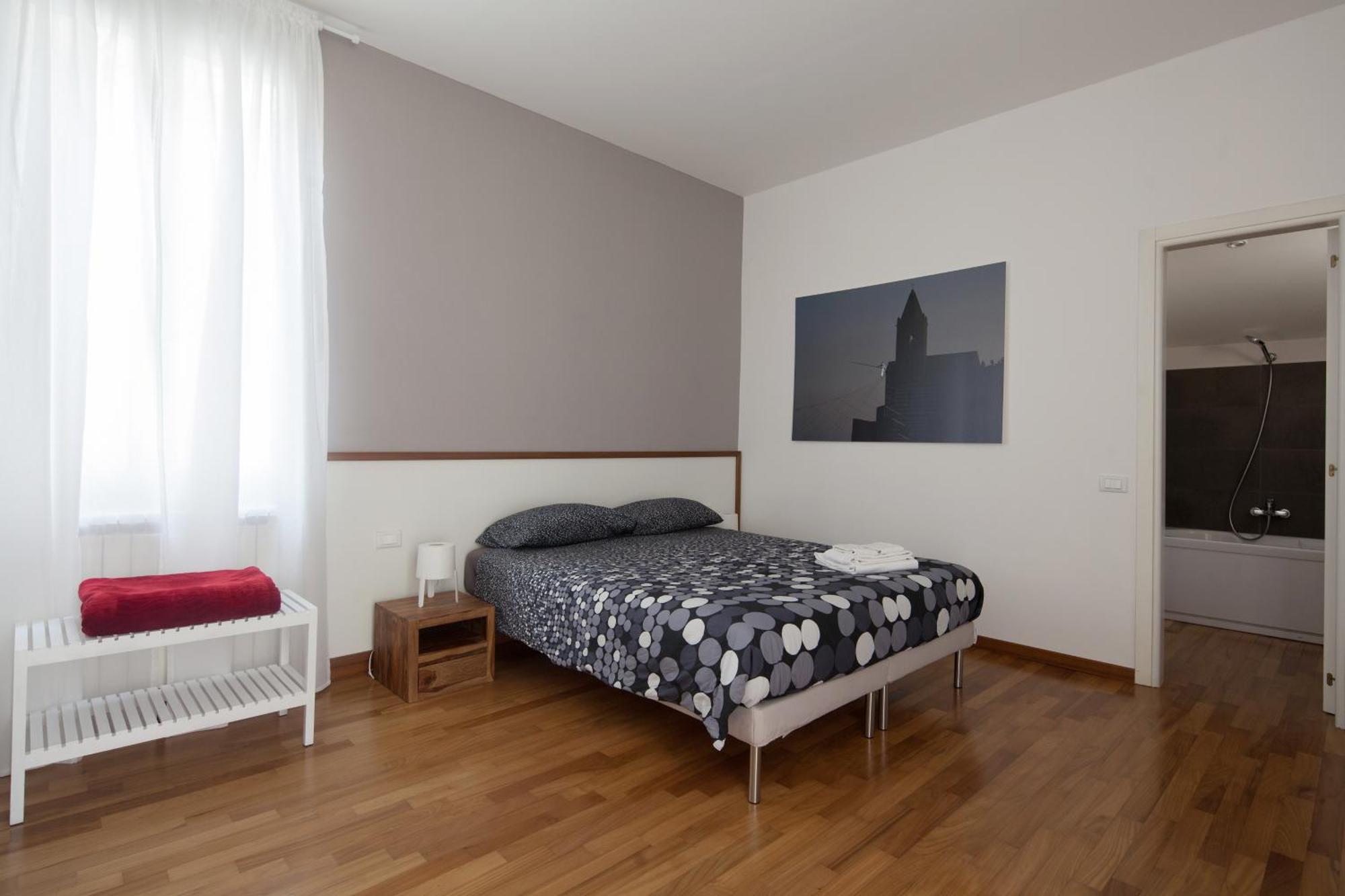 Cv5 - La Spezia City Center - Wide Modern Apartment Walking Distance To The Station To Cinque Terre - Big Terrace On The Roofs Exterior foto